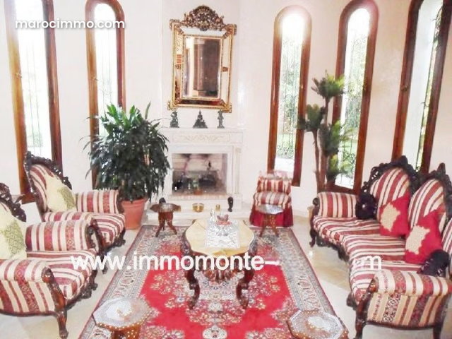 Location villa de standing avec piscine à Souissi — 2