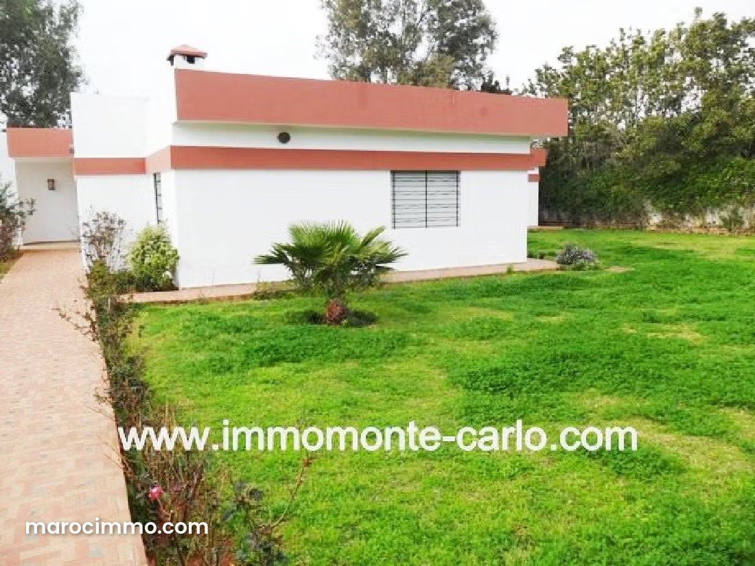 500 m² Villa with Landscaped Garden, Souissi, Rabat — Rabat
