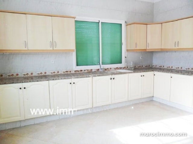 Ground Floor Villa for Rent in Souissi — 4