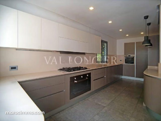 Luxury 600m2 Villa for Rent in Ain Diab, Casablanca — 4
