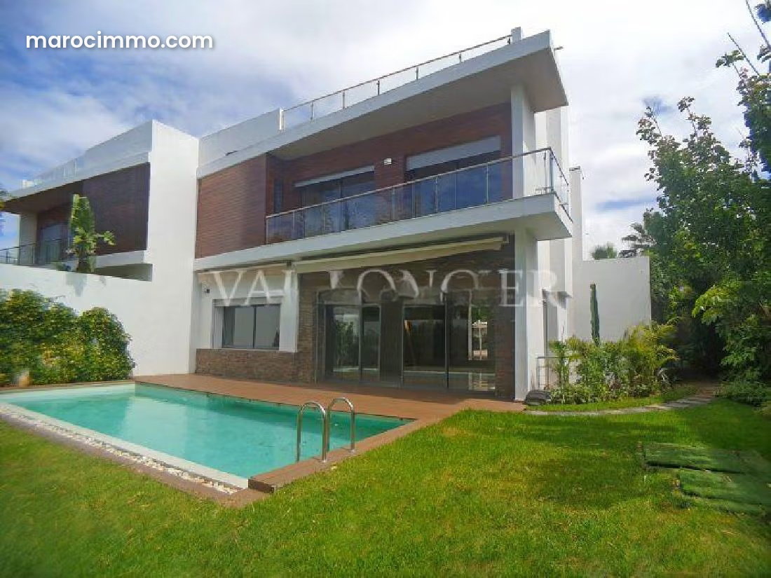 Villa à louer à Aïn Diab, Casablanca, face à la mer — Casablanca