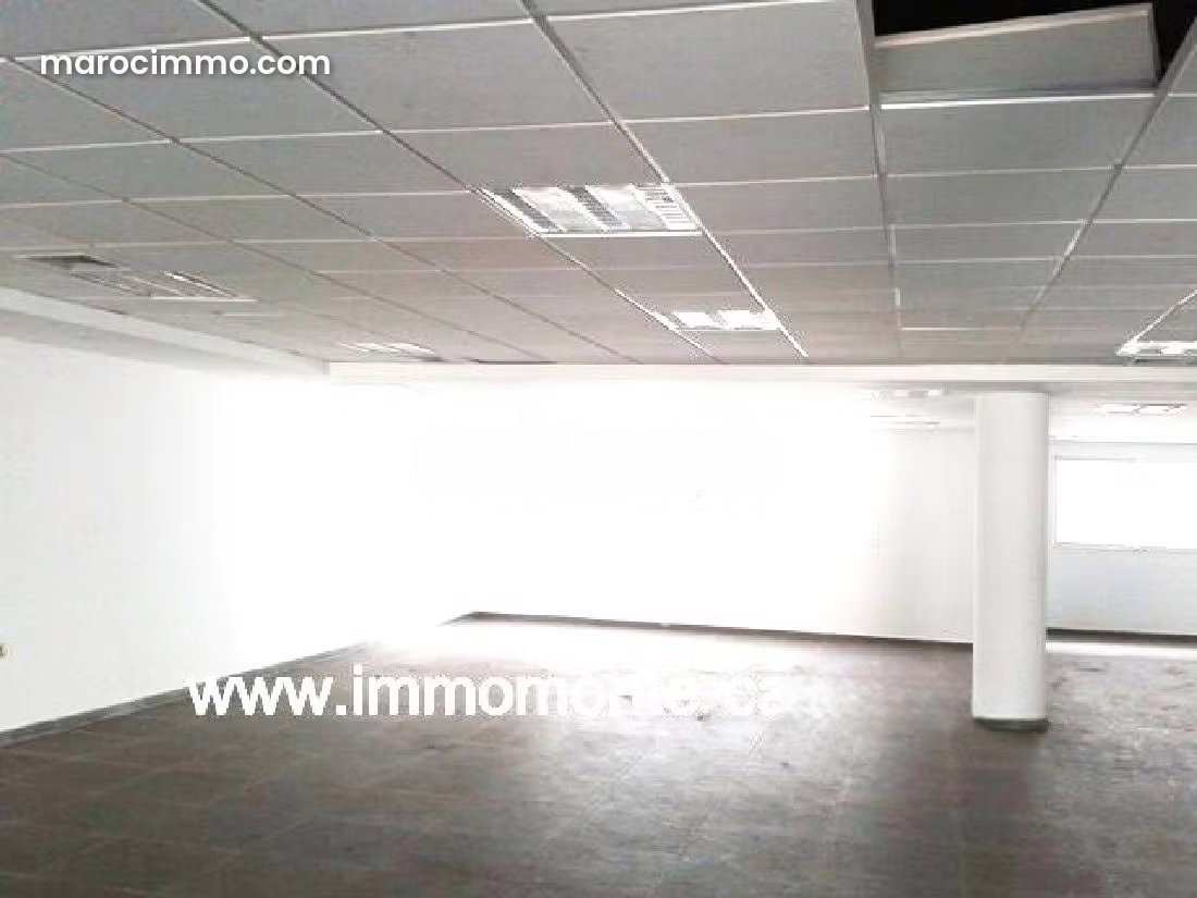 289 m² Office for Rent in Riyad, Rabat, Flexible Layout and Air-Conditioned — Rabat