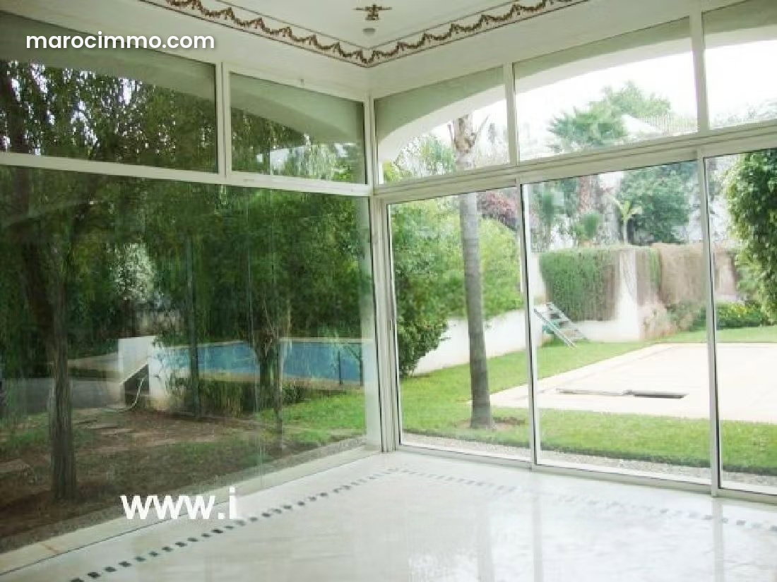 800 sqm Villa with Pool and Garden, Souissi, Rabat — Rabat