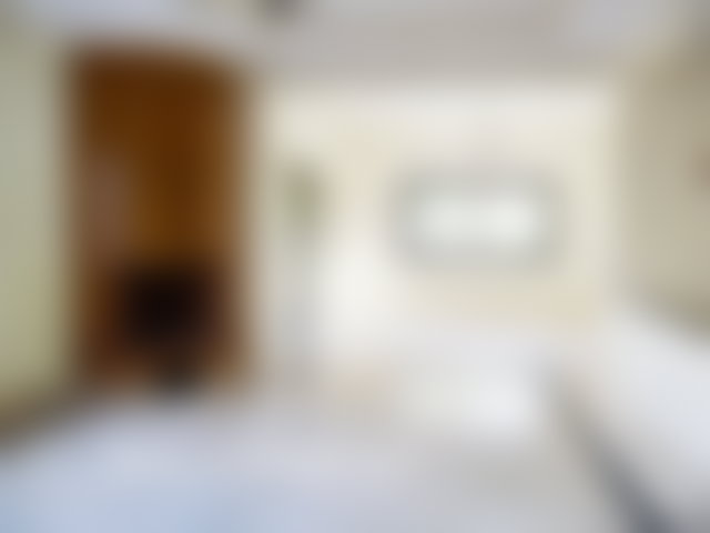 500 sqm villa with garden and 5 bedrooms for rent in Riad, Rabat — 2