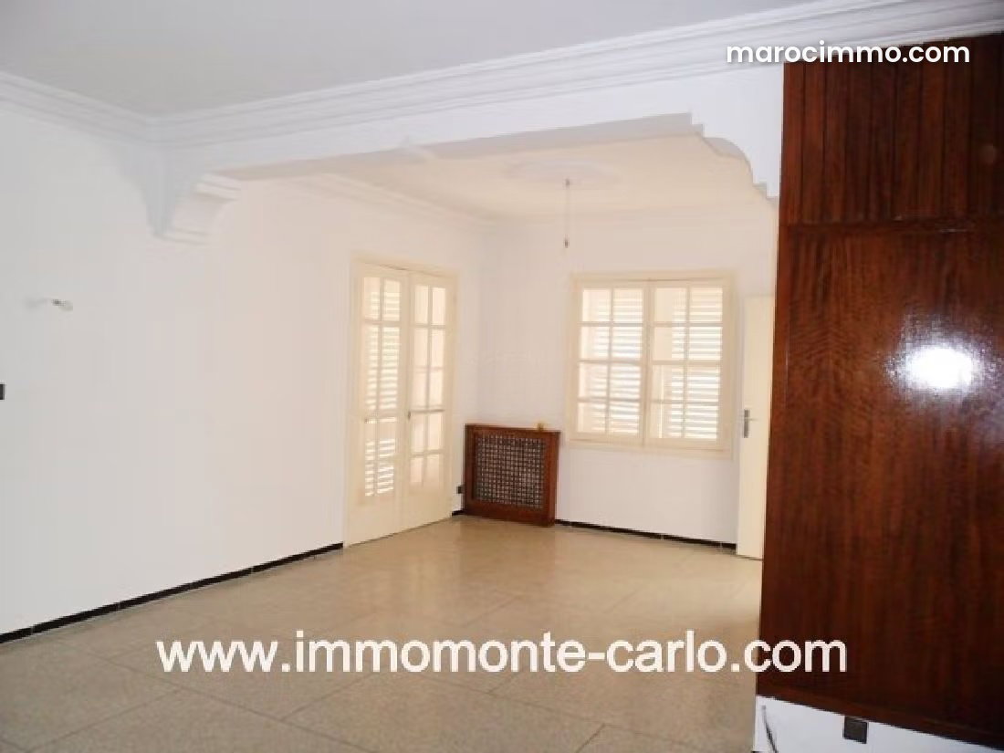 400 sqm Villa with Garden, Riyad, Rabat — Rabat
