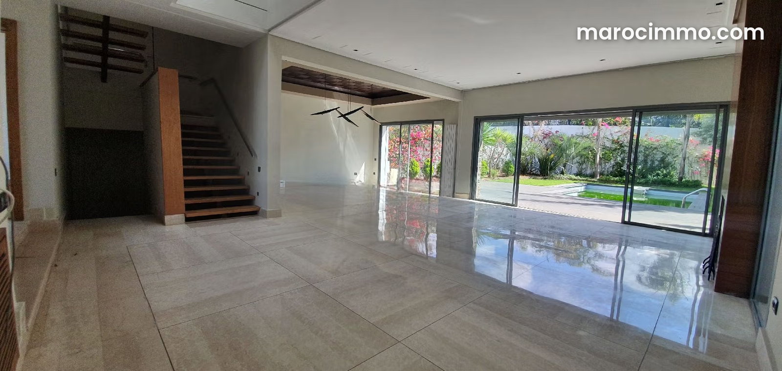600 m² Villa with Pool and Garden, Aïn Diab, Casablanca — Casablanca