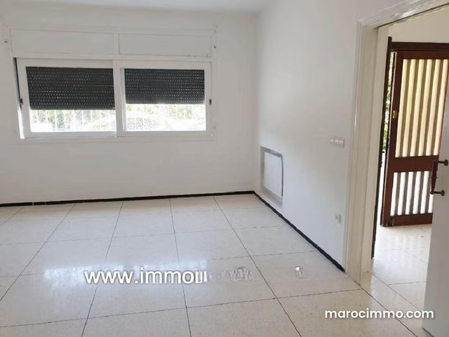 À louer Villa avec chauffage central au Haut Agdal — 4