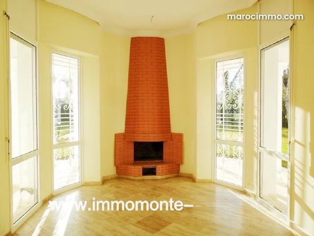 Location villa avec piscine au quartier Souissi — 3