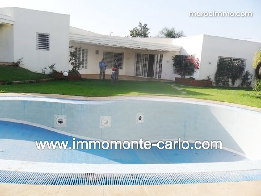 500 sqm Villa with Pool and Garden, Souissi, Rabat — Rabat