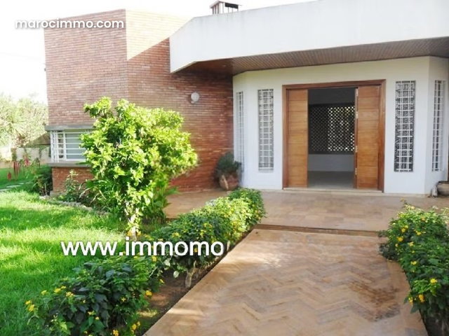Rabat villa for rent in Souissi — 4