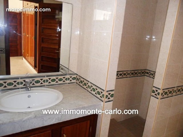 Villa avec piscine et chauffage central à Hay Riad — 5