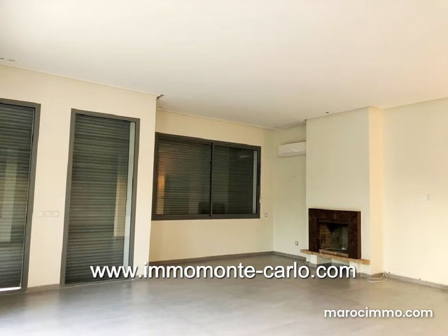 Location villa neuve moderne bien située à Souissi — 2