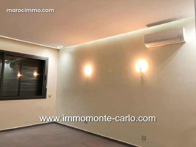 Location villa neuve moderne bien située à Souissi — 3