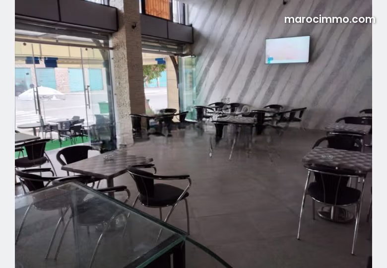 120 m² Commercial Premises on a Main Boulevard in Martil — Martil