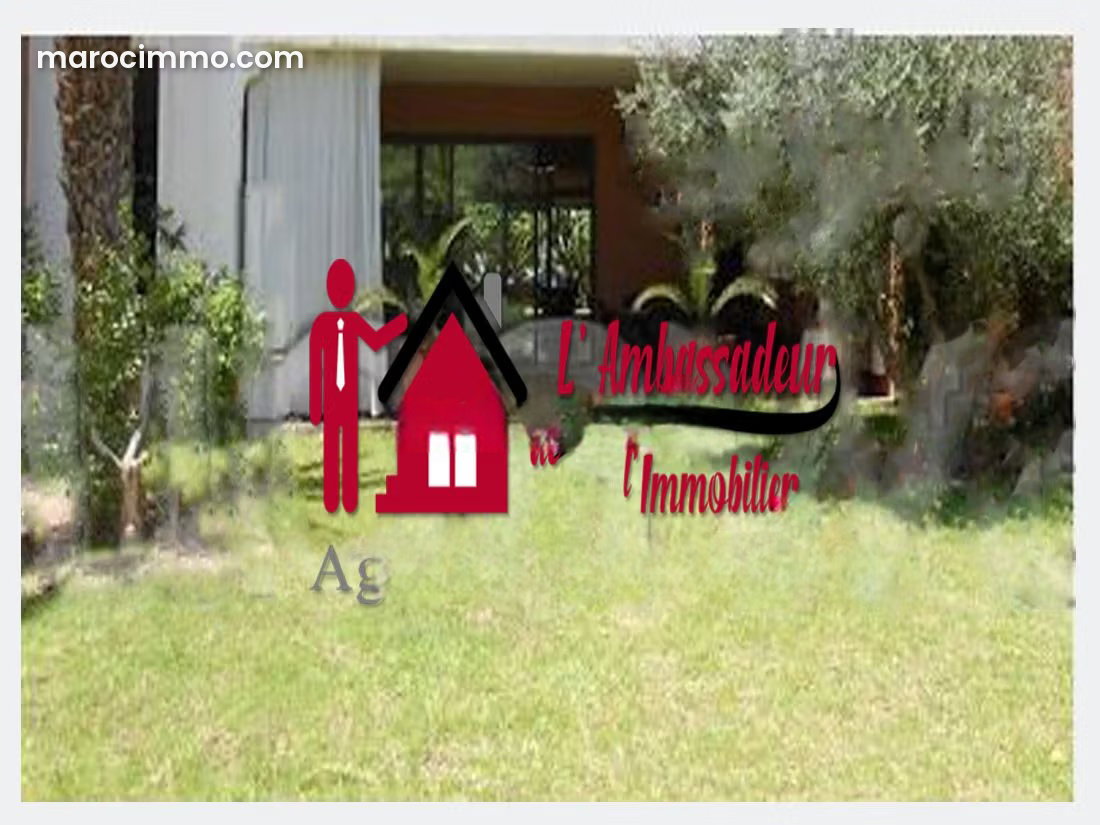 815 m² Villa to Renovate, Upper Anfa, Casablanca — Casablanca
