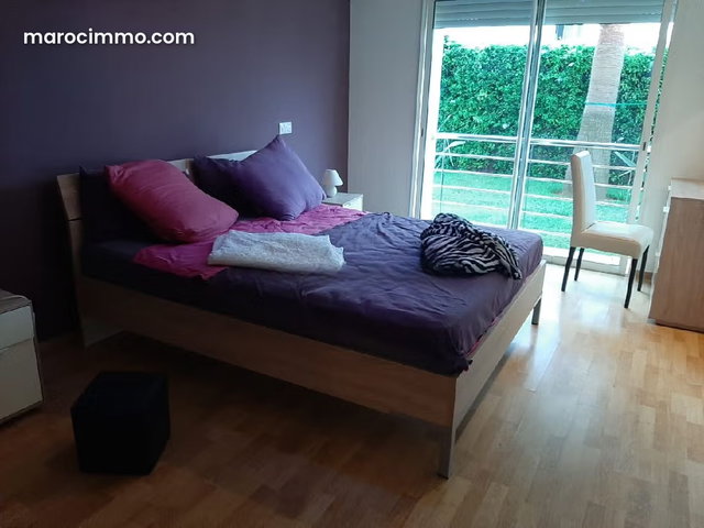 A loue Superbe appt meuble — 3