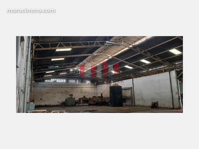Usine industrielle de 5000 m2 de surface couverte en plein Bld Chefchaouni Ain Sebaa a la vente — 2