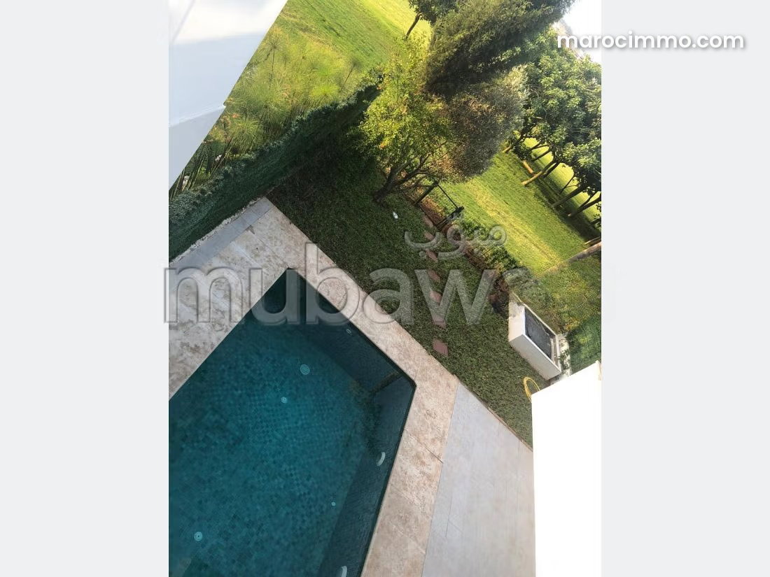 فيلا مفروشة مع مسبح للكراء في قلب بوسكورة — بوسكورة