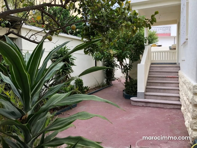 Belle villa avec jardin à Hassan Rabat — 2