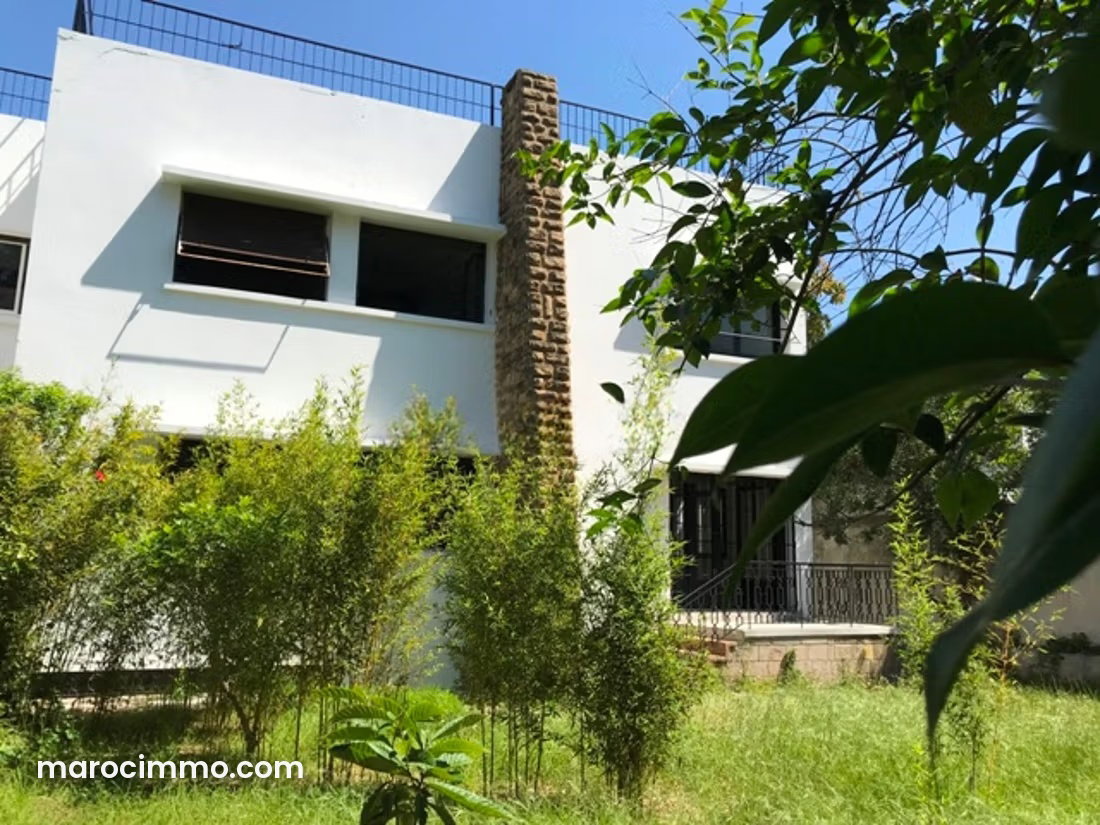 330 sqm villa with swimming pool and sea views in Hassan, Rabat — Rabat