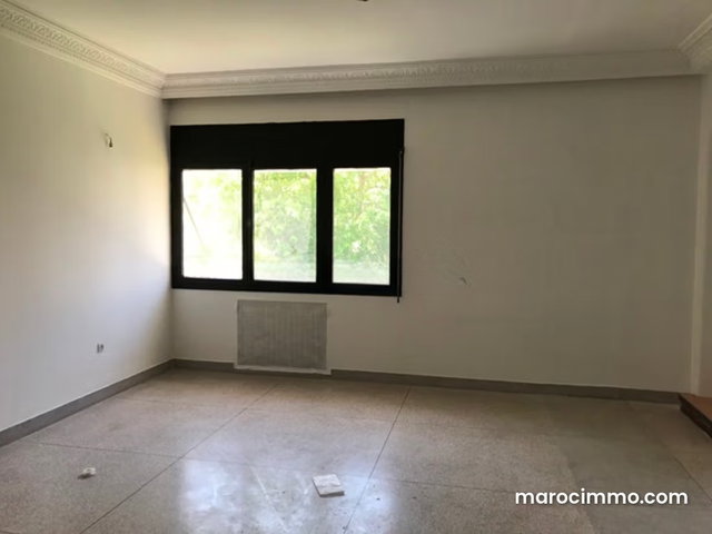 Maison de luxe à louer à Rabat. 4 chambres agréables. Vue imprenable sur la mer, double vitrage — 3
