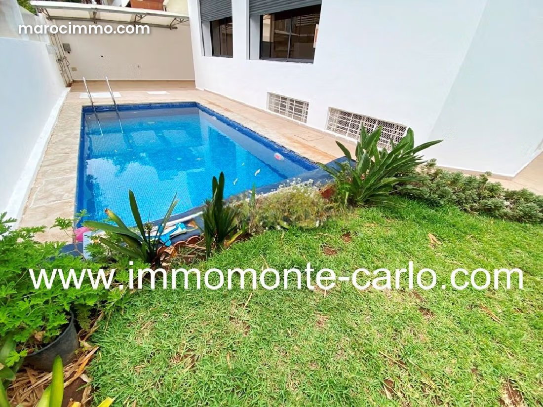 500 sqm villa with swimming pool and garden, Riyad, Rabat — Rabat