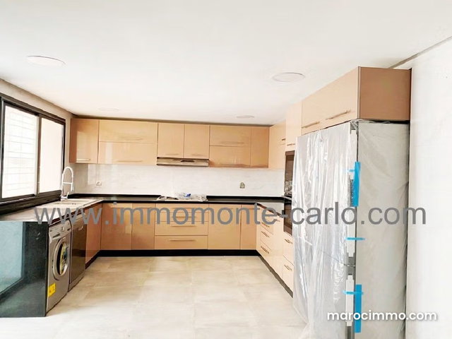 Villa haut standing neuve avec piscine et chauffage central — 4