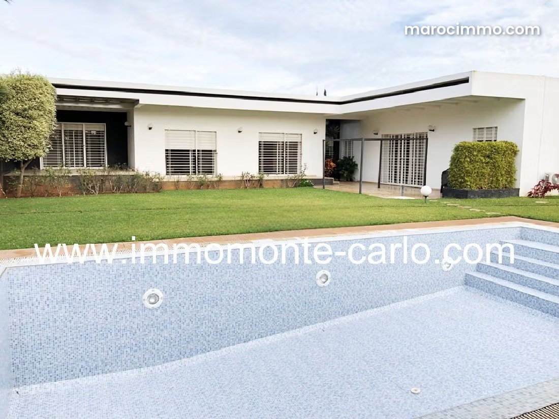 400 sqm Villa with Swimming Pool and Large Garden, Souissi, Rabat — Rabat