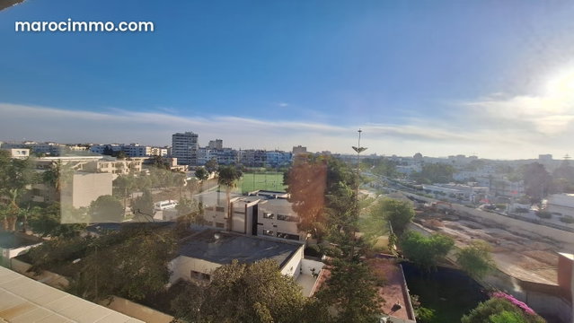 Apt 172 m² plein sud sans vis à vis proche hôpital — 2