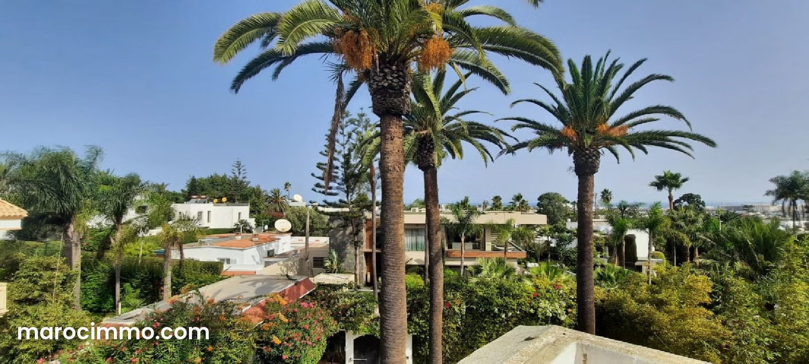 Villa à louer à Anfa, Casablanca, jardin et piscine — Casablanca