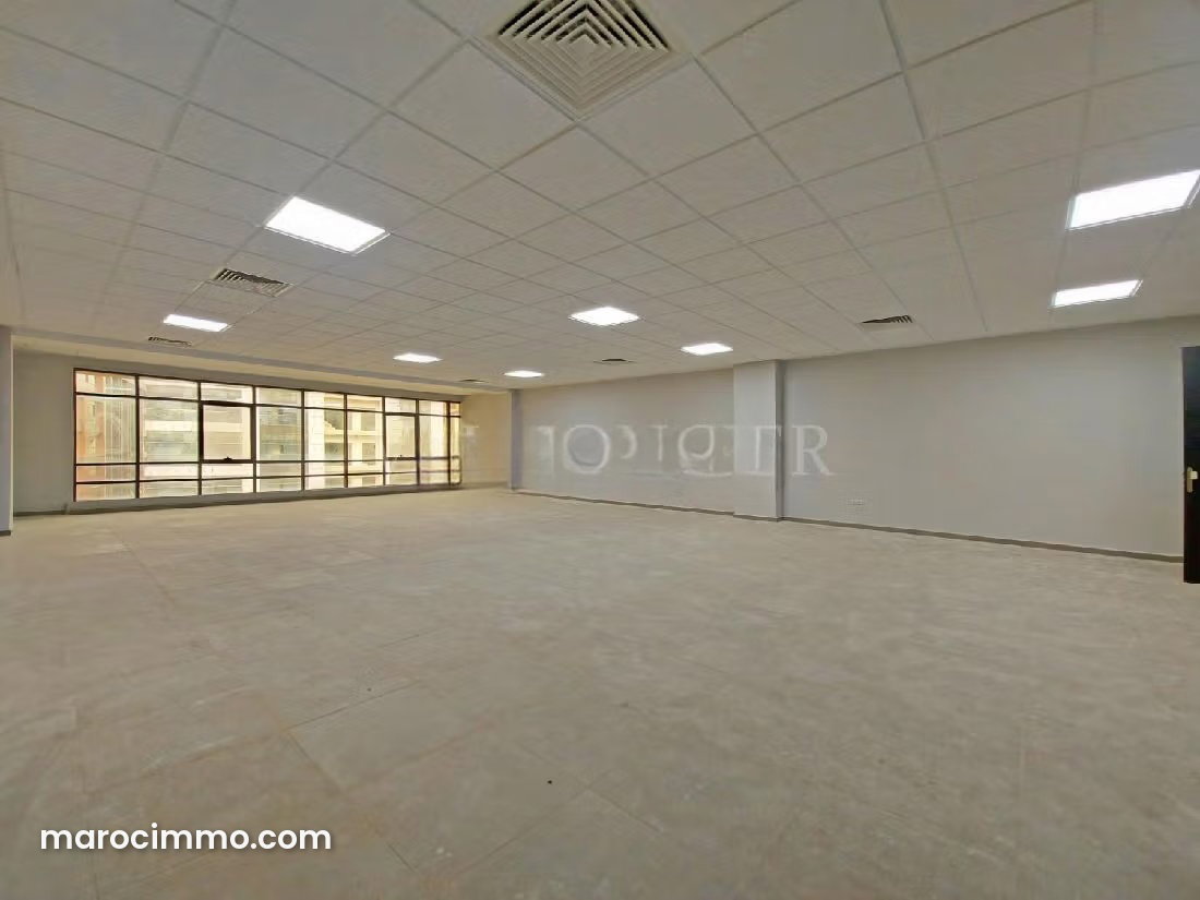 138 m² Office for Rent in Sidi Maarouf, Casablanca — Casablanca