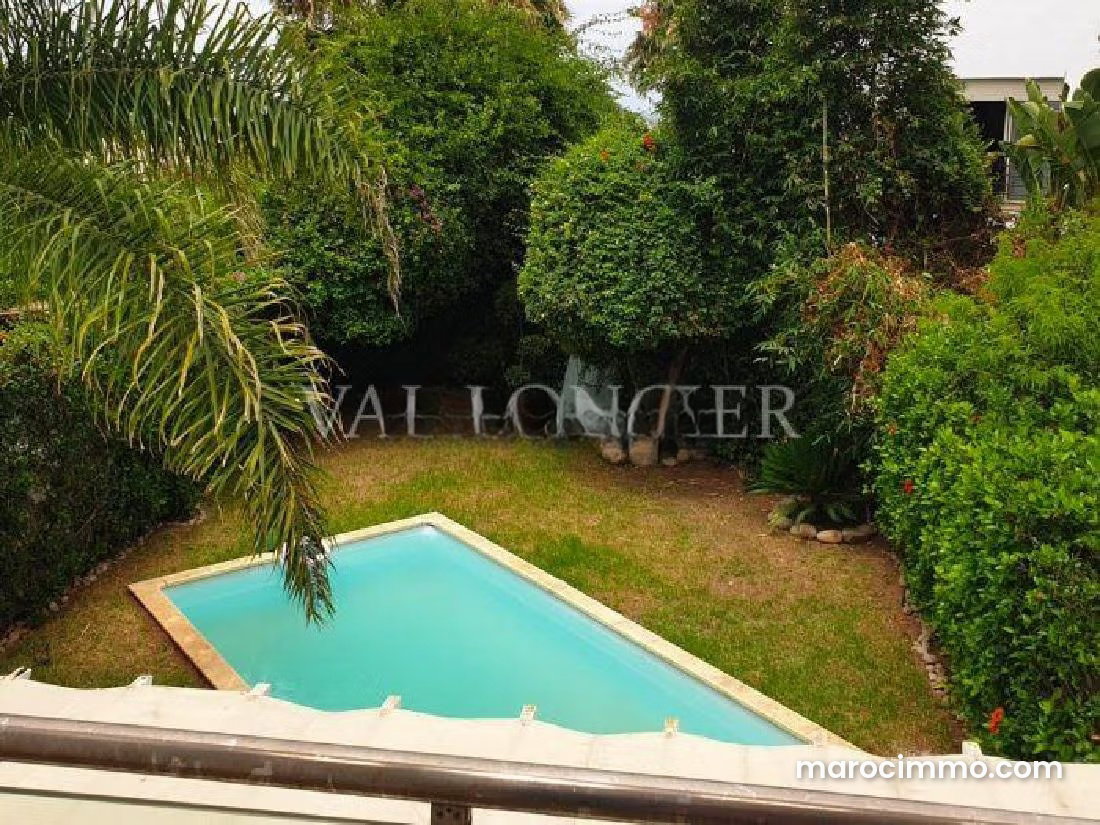 High-end villa for rent in Aïn Diab, Casablanca — Casablanca