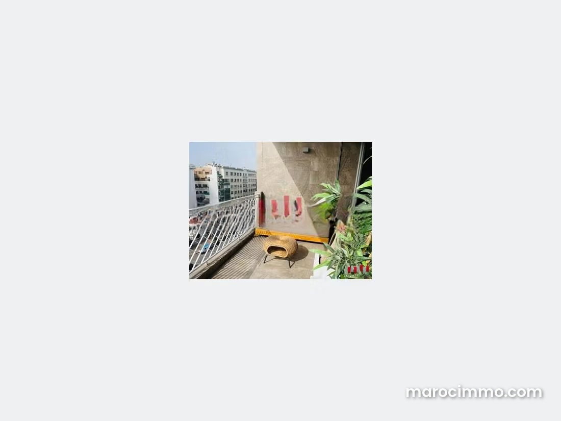 Spacious Apartment with Terrace for Sale in Gauthier, Casablanca — Casablanca