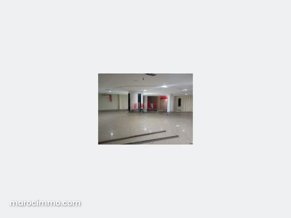 740m2 Commercial Space for Rent on Fourate Street