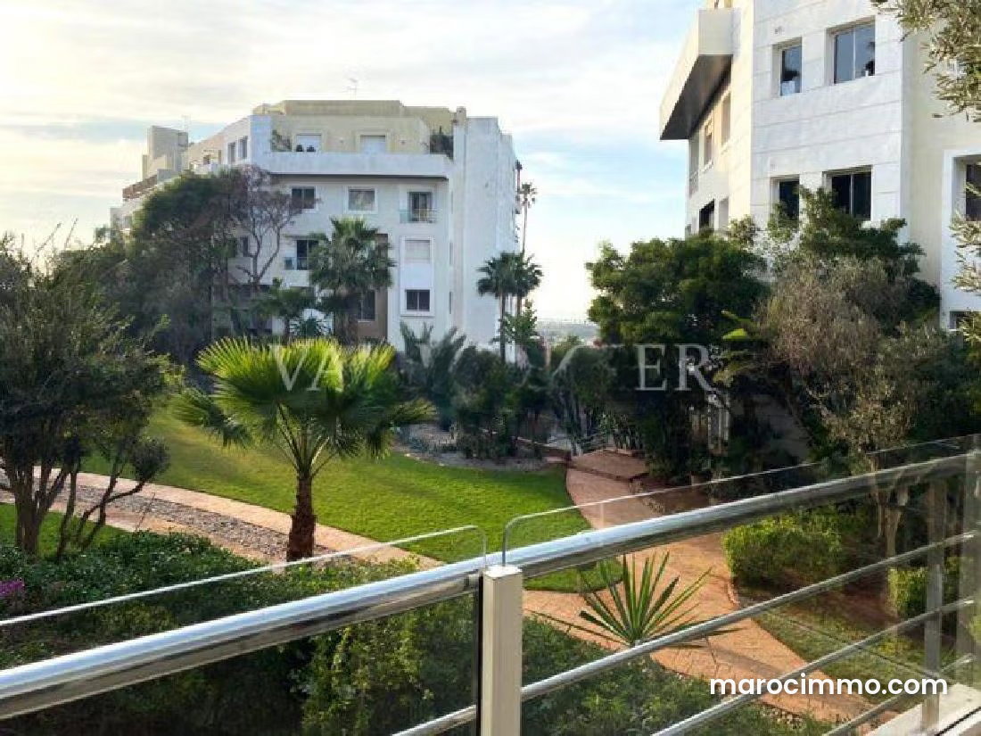 189 sqm apartment with terrace in Aïn Diab, Casablanca — Casablanca