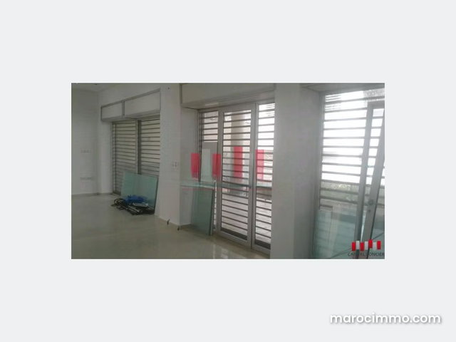 Local commercial premium de 145 m2 en plein bld abdelmoumen a la vente — 2