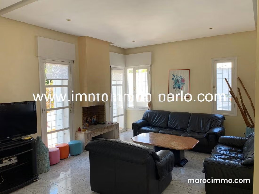 220 sqm villa with garden and terraces, Agdal, Rabat — Rabat