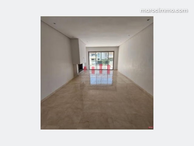 Superbe 3 chambres /neuf/ vue sur piscine — 2