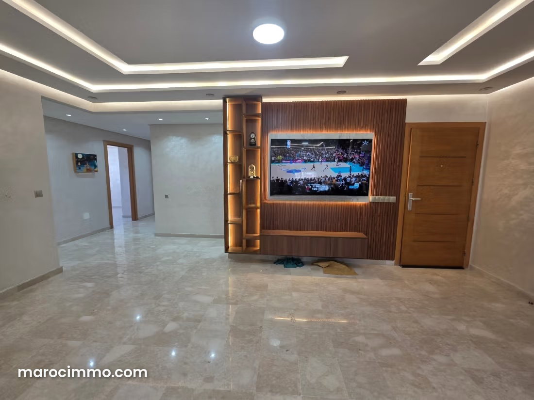 156 sqm Apartment, 4 Bedrooms, Garden and Pool, Riyad, Rabat — Rabat