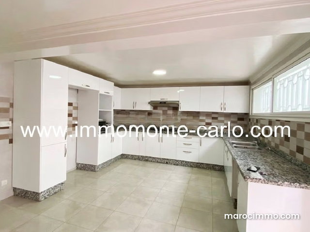 Location villa toute rénovée à Souissi Rabat — 4