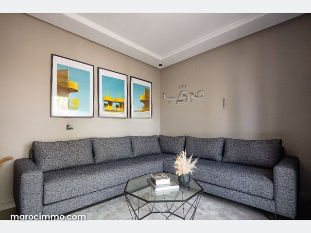 Location – Superbe Studio meublé & équipé – 42m² — 3