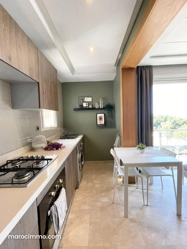 Location d'un appartement à Anfa. 1 chambre. Meublé — 5