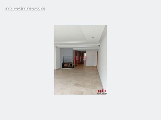 Bel appartement spacieux au coeur du triangle d or — Casablanca