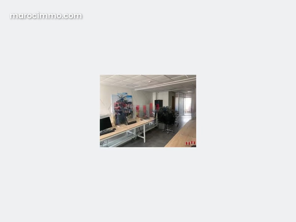 Plateau bureau totalement amenage