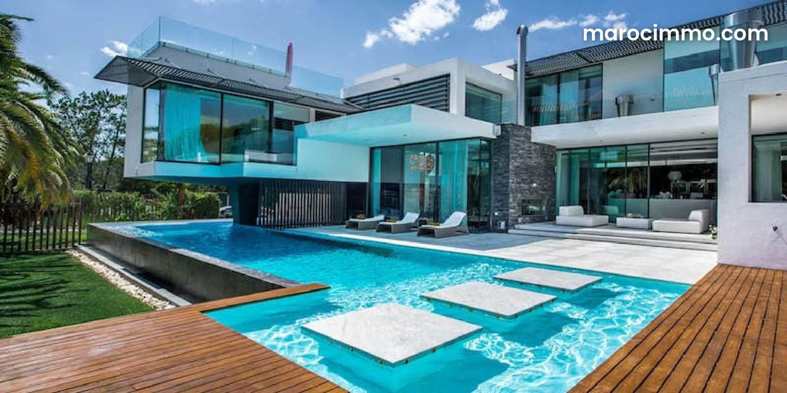 2,600 m² Villa with Pool and Garden, Souissi, Rabat — Rabat