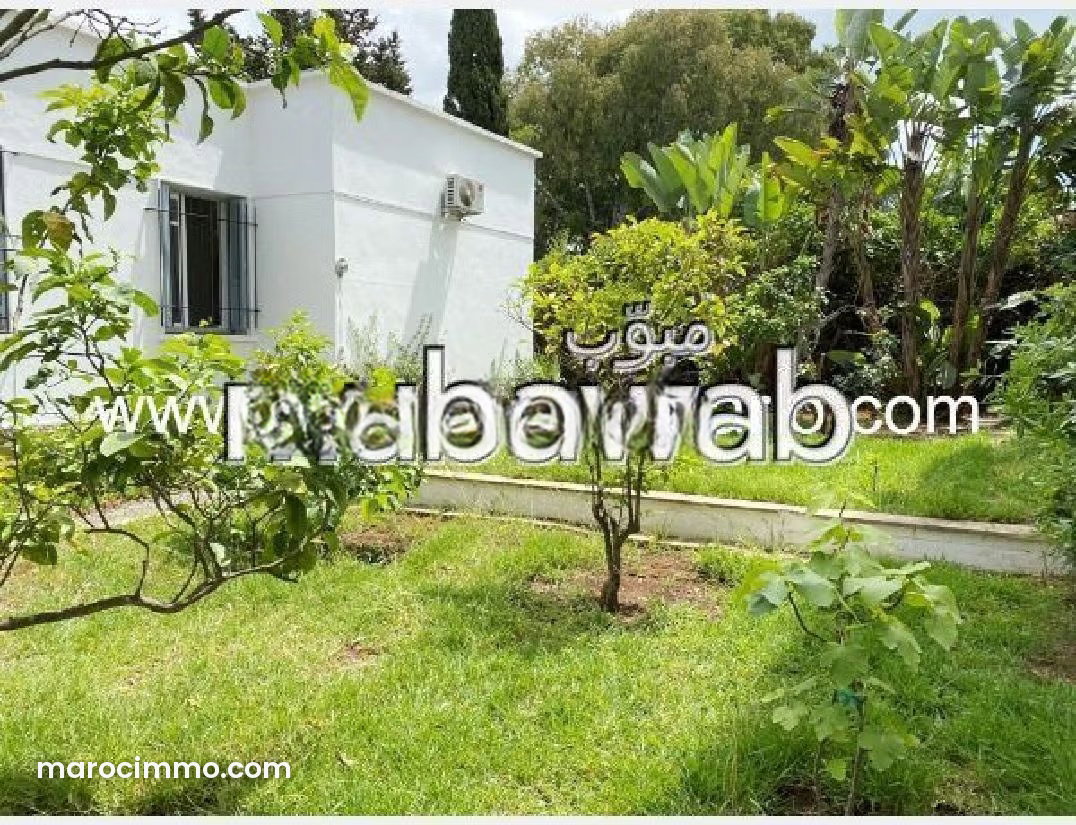 260 m² Villa with Landscaped Garden, Agdal, Rabat — Rabat