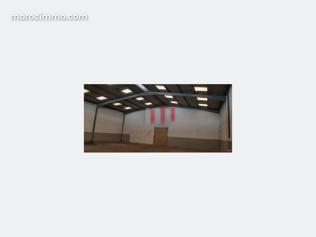 Depot industriel de 750 m2 zone industrielle sidi maarouf idéal pour stockage ou production a la location — Casablanca