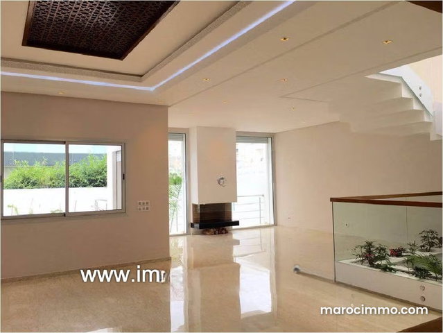 Villa neuve moderne avec piscine à Hay Riad Rabat — 2
