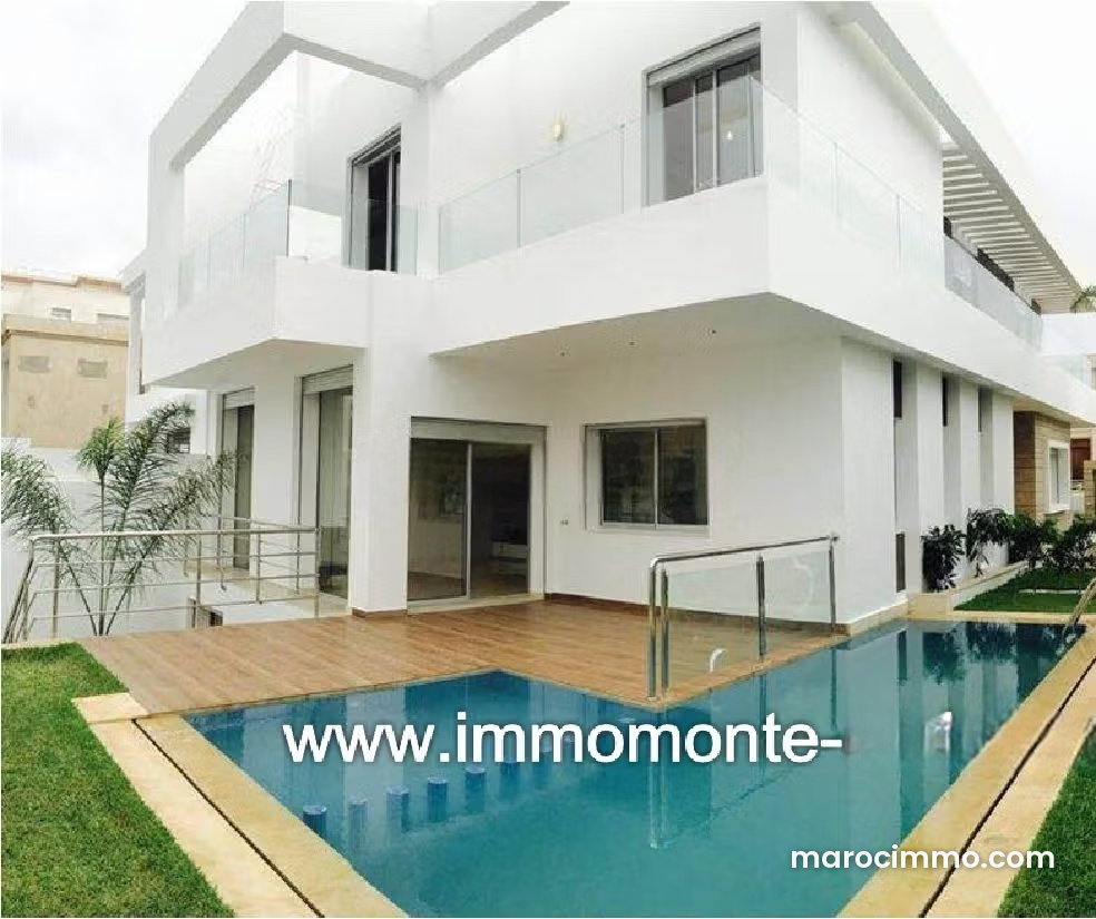 380 sqm Villa with Swimming Pool, Riyad, Rabat — Rabat