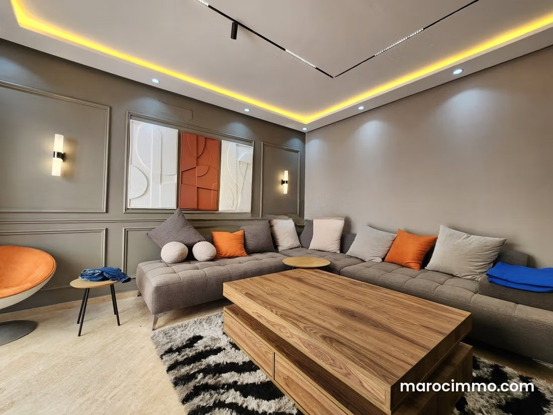 Furnished 80 sqm apartment, private floor, Gauthier, Casablanca — Casablanca